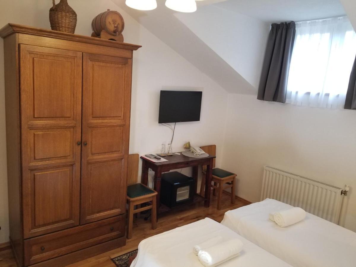 Wellness B&B Winery Sontacchi Kutjevo 外观 照片