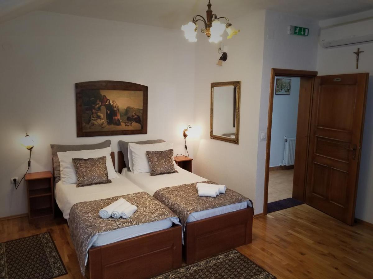 Wellness B&B Winery Sontacchi Kutjevo 外观 照片